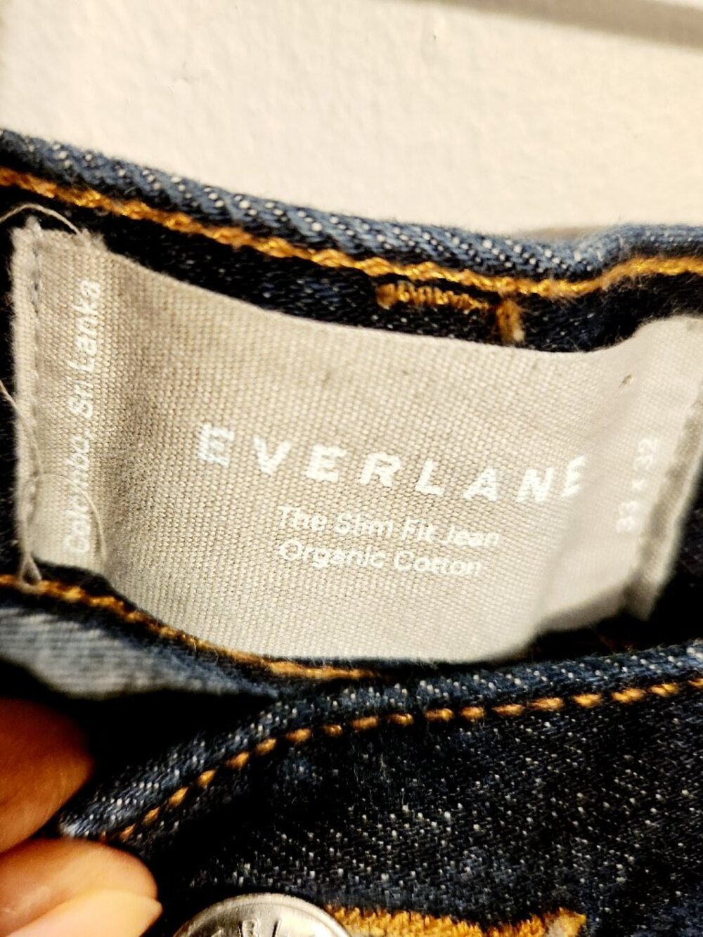 Everlane | Men's Dark Blue Wash Slim Fit Organic Cotton Jeans (Size 33 x 32) - Picture 3 of 14